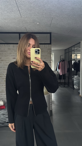 Reya Knit Zipper Cardigan, Black