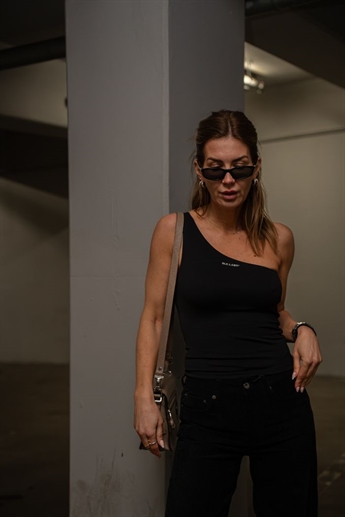 BLK.LAB11 - 11BALANCE TOP - Black