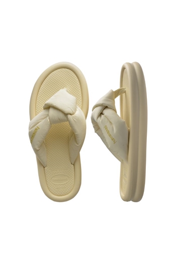 Havaianas, Over Puffed up Slippers, Buttercream