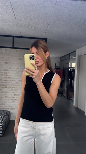 Vivi, V-Neck Knit Top, Black/Birch