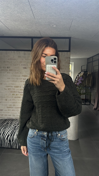 Christel, Knit, Kambaba