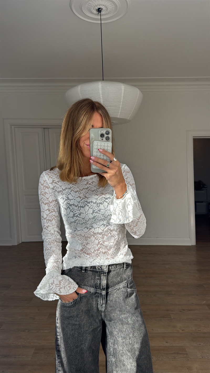 Ina, Lace Blouse, Cloud Dancer