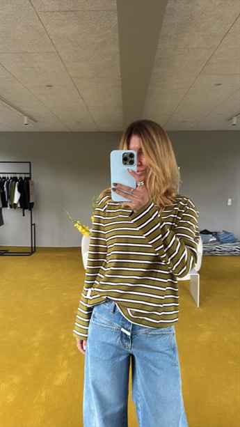 Sofia, Boxy Stripe T-Shirt, Green Moss