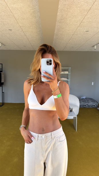 PRE-ORDER! (Levering start uge 32) Basic Singlet Triangle Bra, Bright White