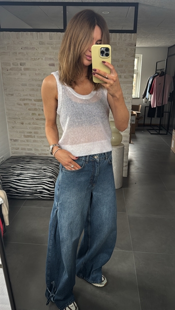 Anja, Wide Detail Jeans, Mid Blue Washed