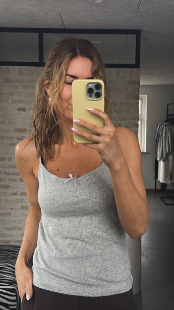 Mary, Singlet Poin Top, Light Grey Melange