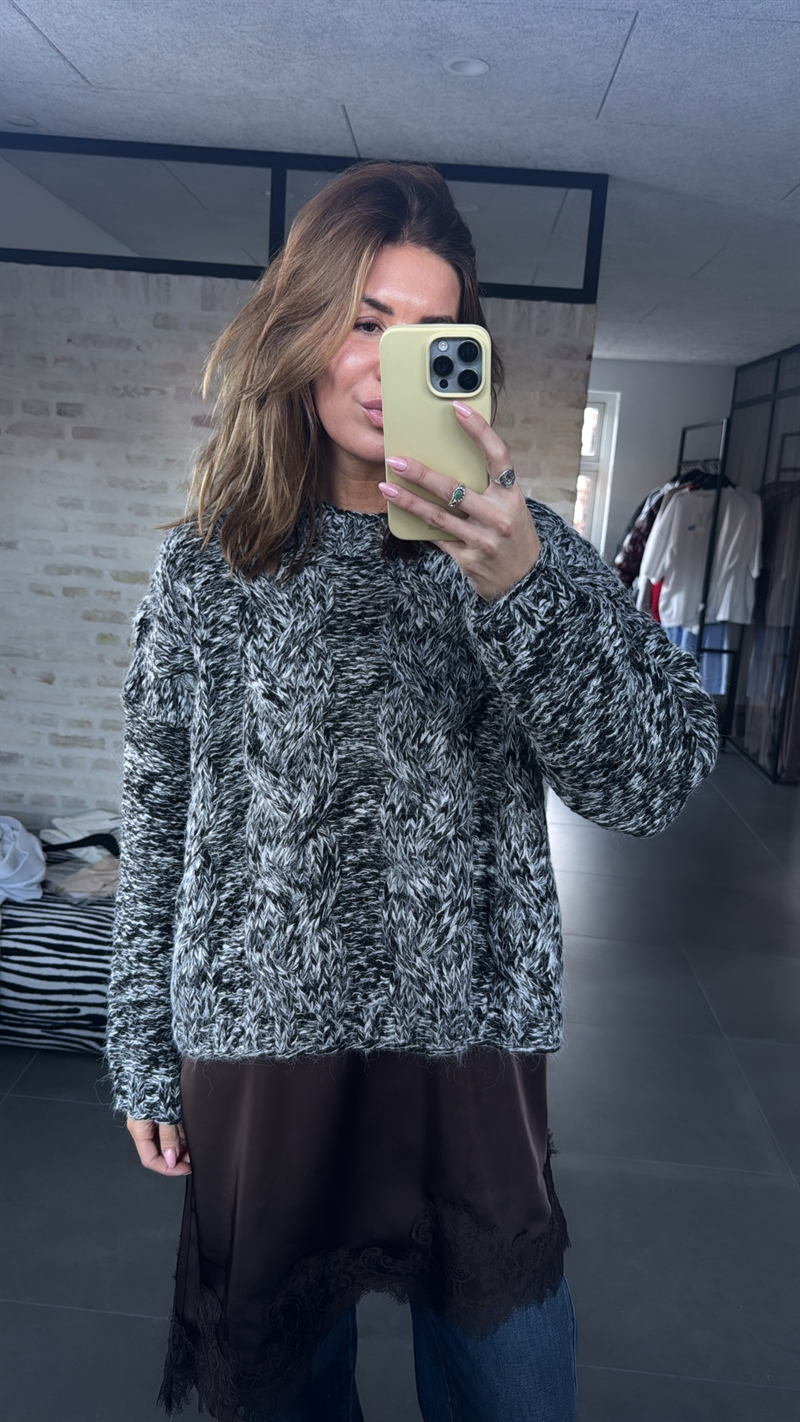 Rouge Edit, Emma Knit Top, Medium Grey