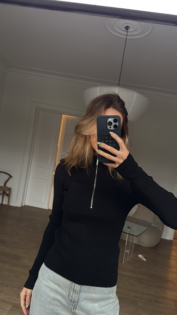 Gestuz, Yasmia Zipper Pullover, Black