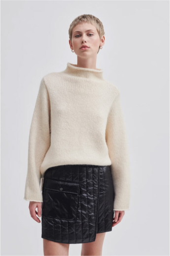 Rikke knit T-neck, Dark chalk
