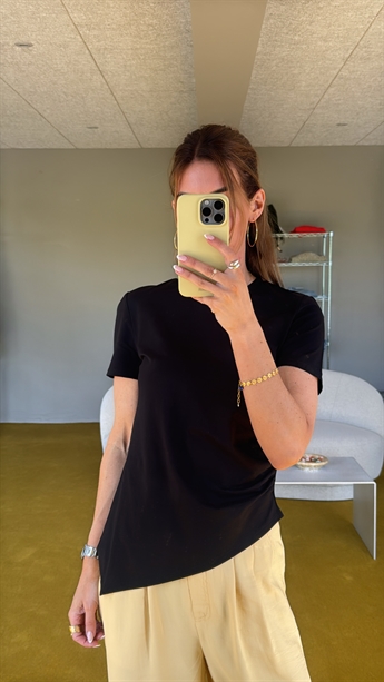 Belle, Drape Slit Tee, Black