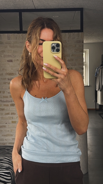 Mary, Singlet Poin Top, Cashmere Blue