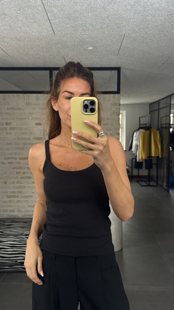 Maja, Singlet Rib Top, Black