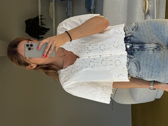 Rouge Edit, Amory Top, Cloud Dancer