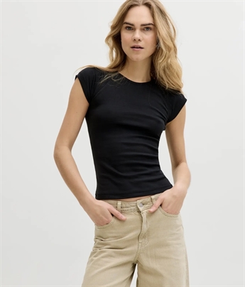 Stacia Raglan Tee, Black