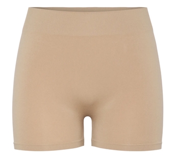 Mini Shorts, Nature