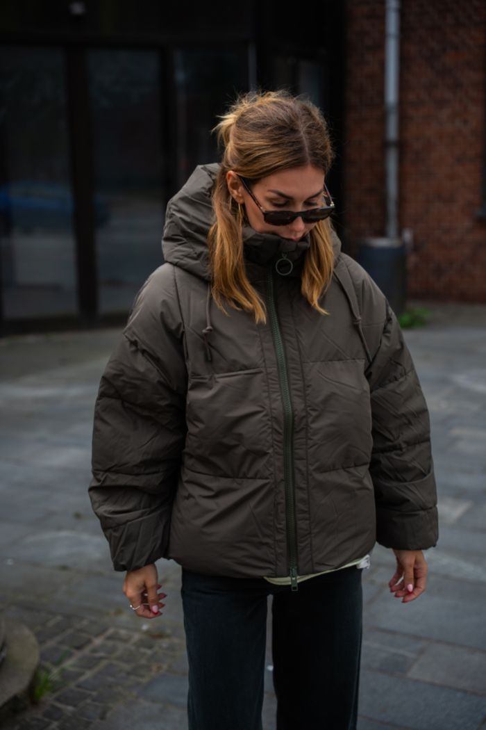 Embassy of Bricks and Locks - Zonza Puffer Jacket - Black Olive