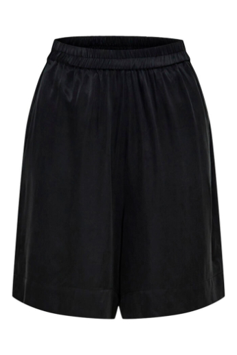 Alia Cupro, HW shorts, black