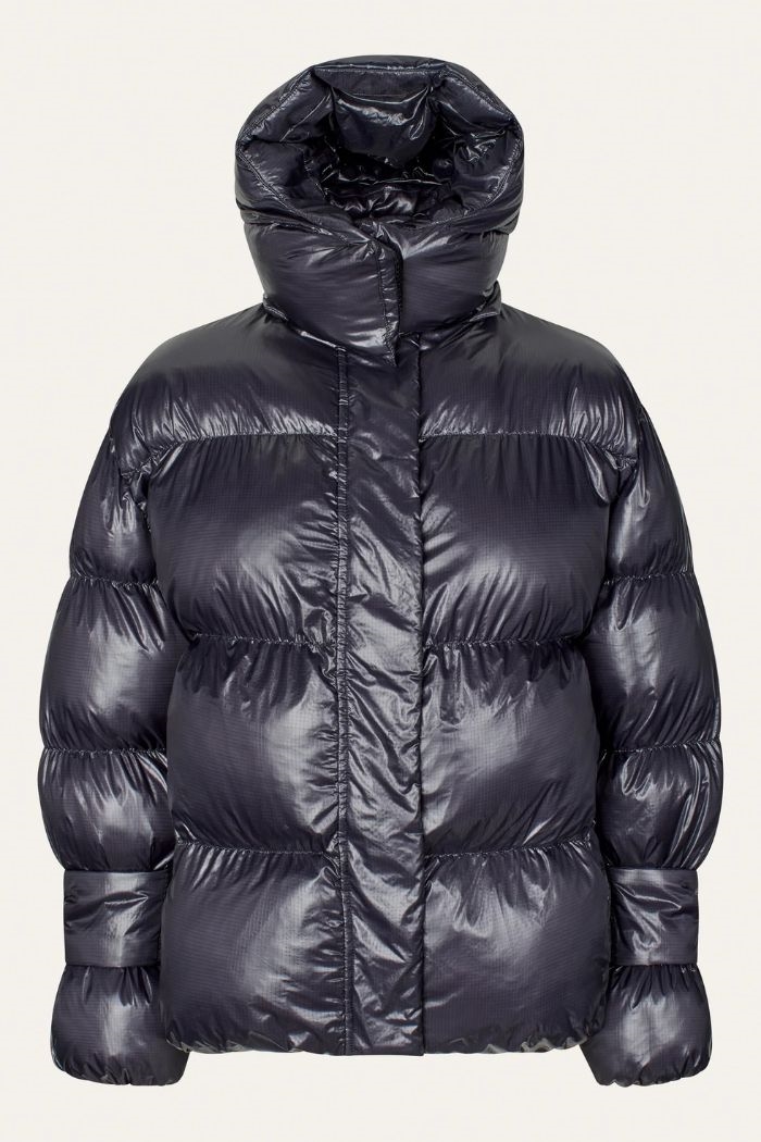 Oval Sqaure - Active Hood Jacket, Black pearl