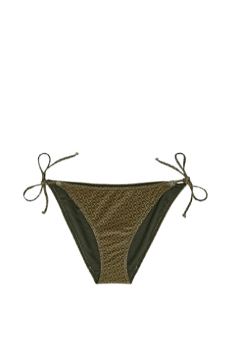 Gestuz, Pil, Bikinitrusser